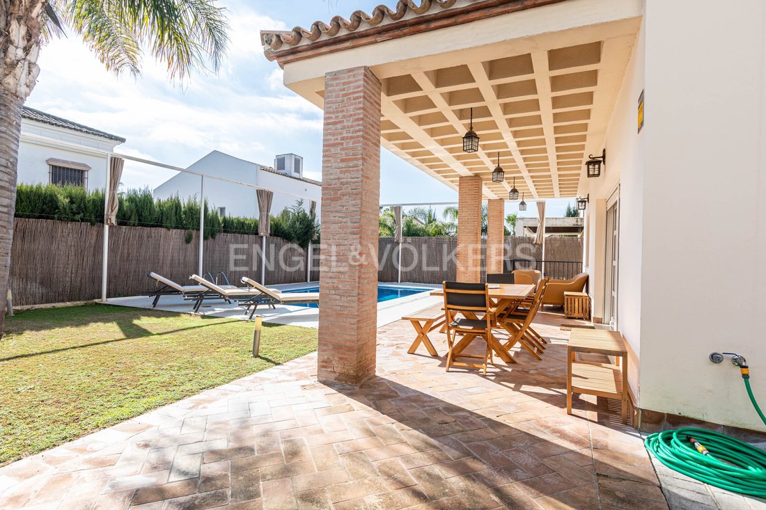 Townhouse en Bormujos, Andalucía, España 3 - 15264861