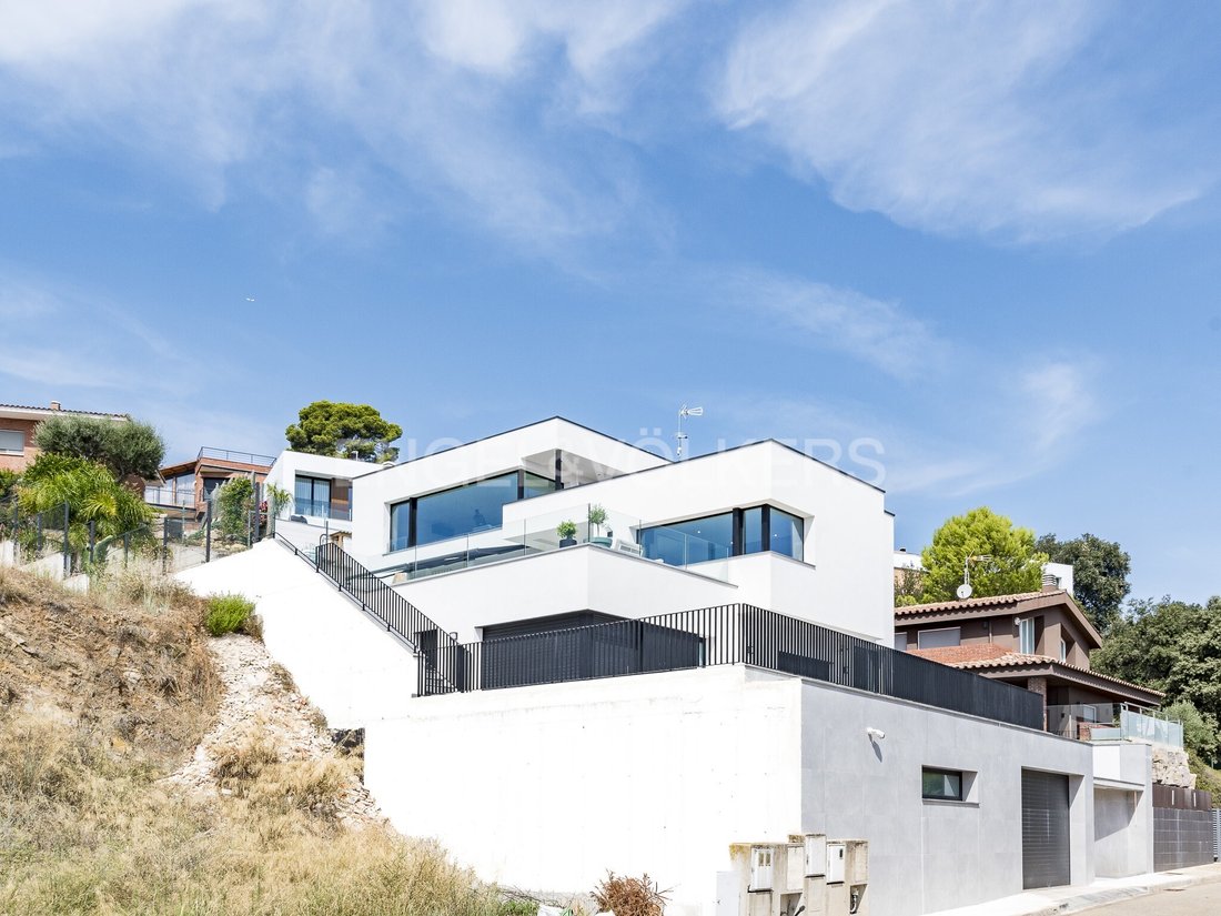 Townhouse in Santa Susanna, Catalonia, Spain 4 - 14662954