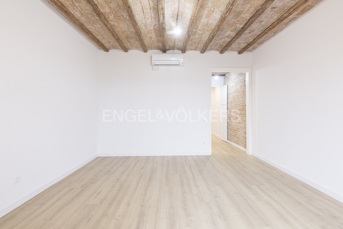 Apartment in Eixample, Barcelona, Spain 5 - 15297387