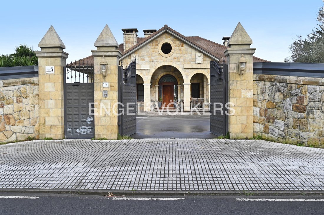 House in Arnuero, Cantabria, Spain 1 - 15207424