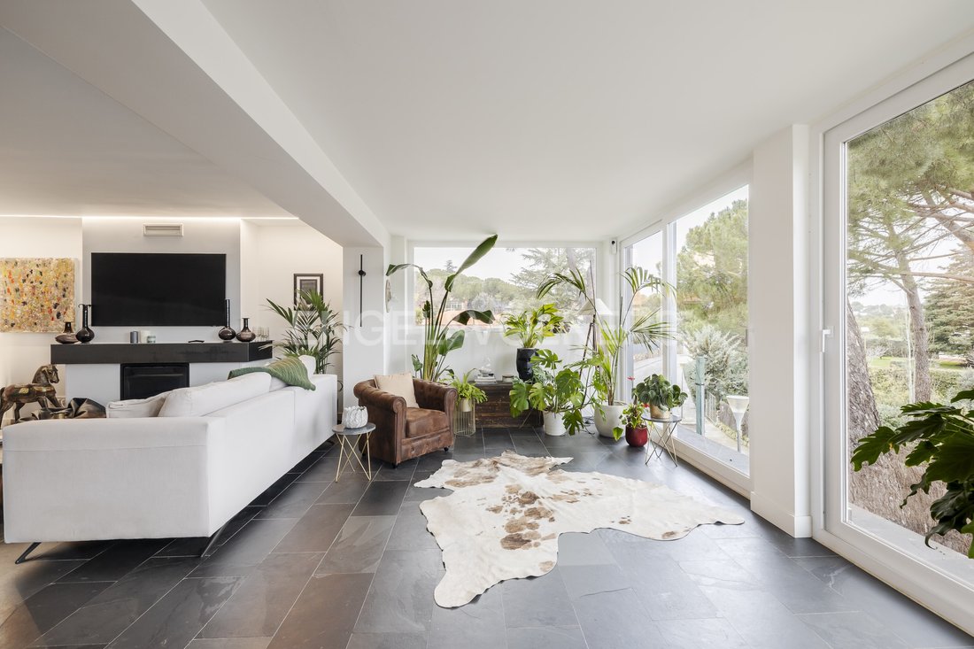 Townhouse in Valdemorillo, Community of Madrid, Spain 2 - 13856323