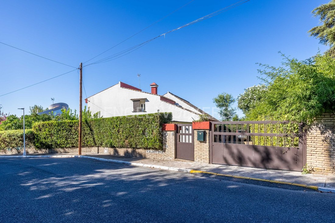 Townhouse en Tomares, Andalucía, España 5 - 14966932