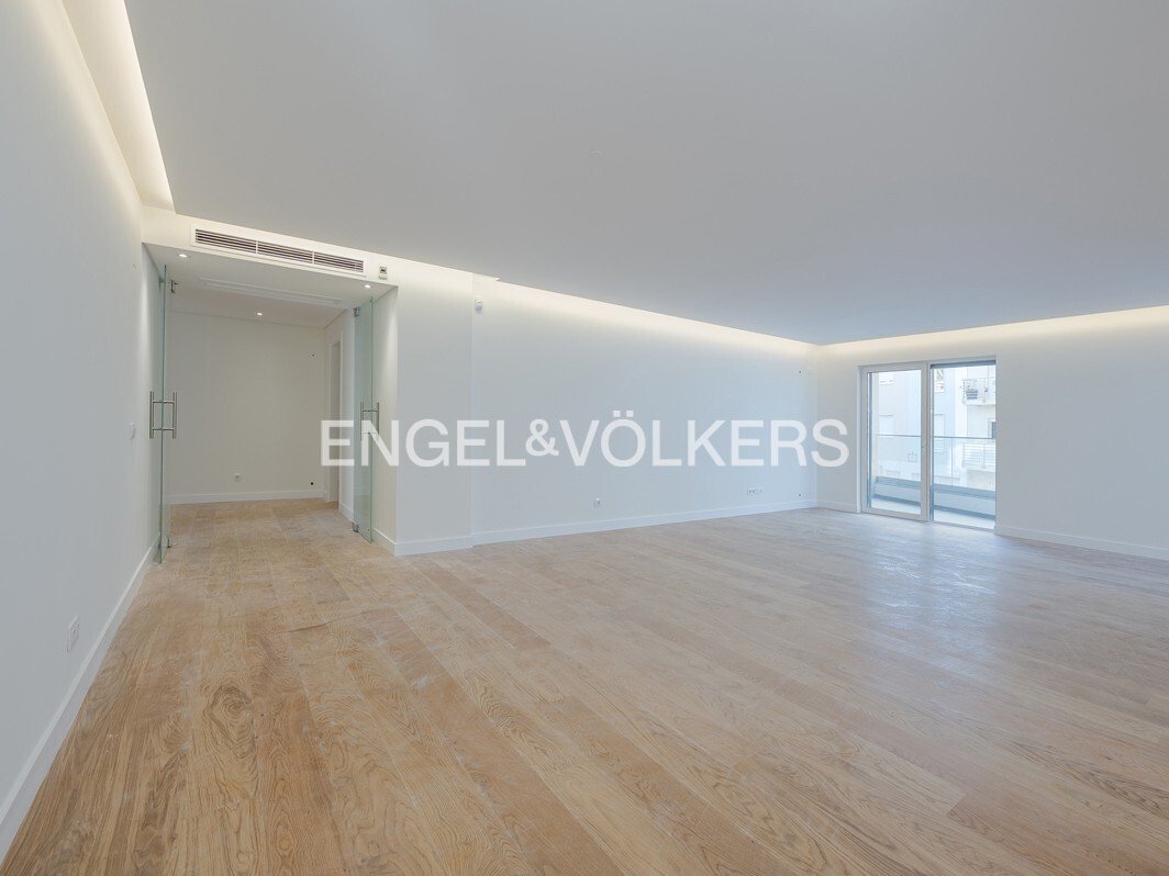 Apartment in Alges, Linda-a-Velha e Cruz Quebrada-Dafundo, Lisbon, Portugal 2 - 14222524