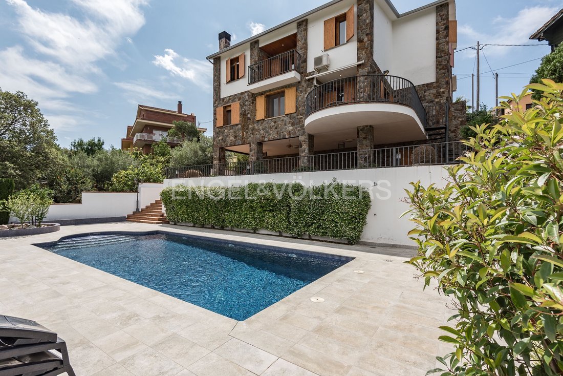 House in Castellar del Valles, Catalonia, Spain 2 - 15036429