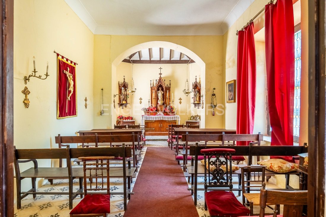 Osuna, Andalusia, Spain 4 - 14372424