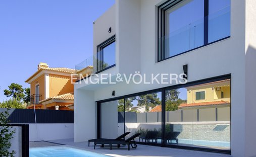 House in Charneca de Caparica e Sobreda, Setubal, Portugal 1
