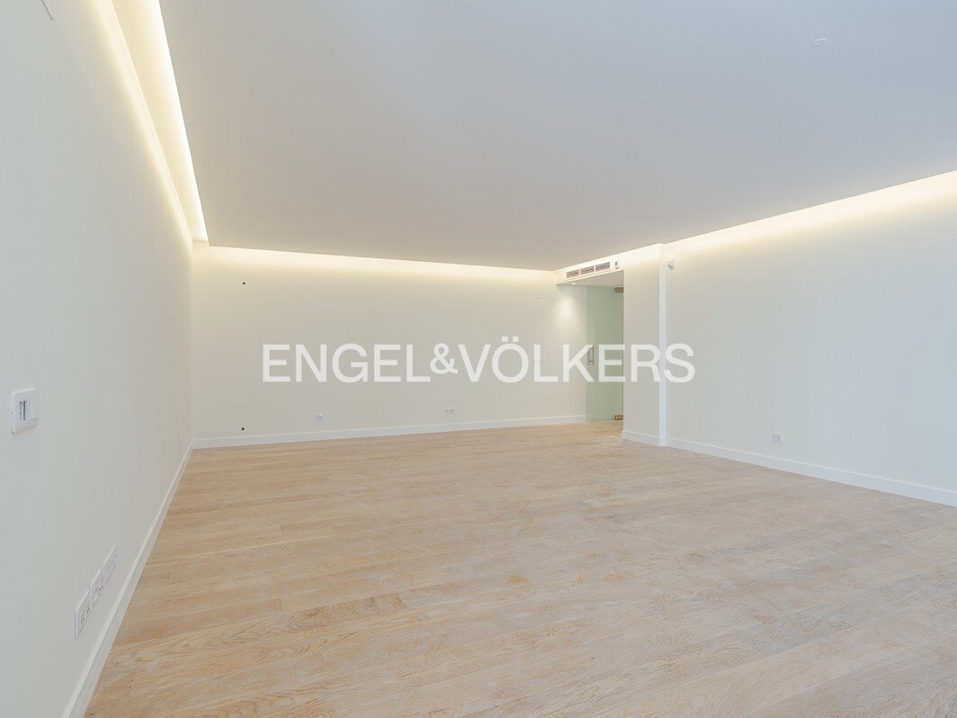 Apartment in Alges, Linda-a-Velha e Cruz Quebrada-Dafundo, Lisbon, Portugal 3 - 14222522