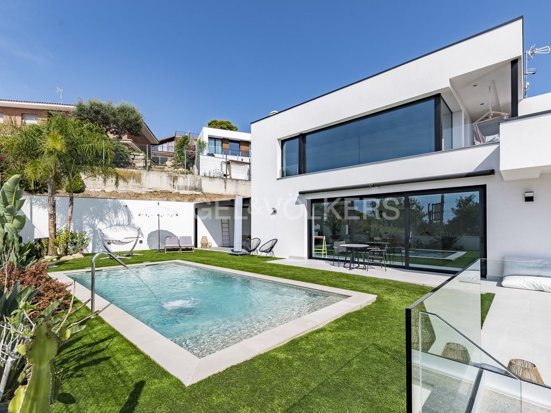 Townhouse in Santa Susanna, Catalonia, Spain 3 - 14662954