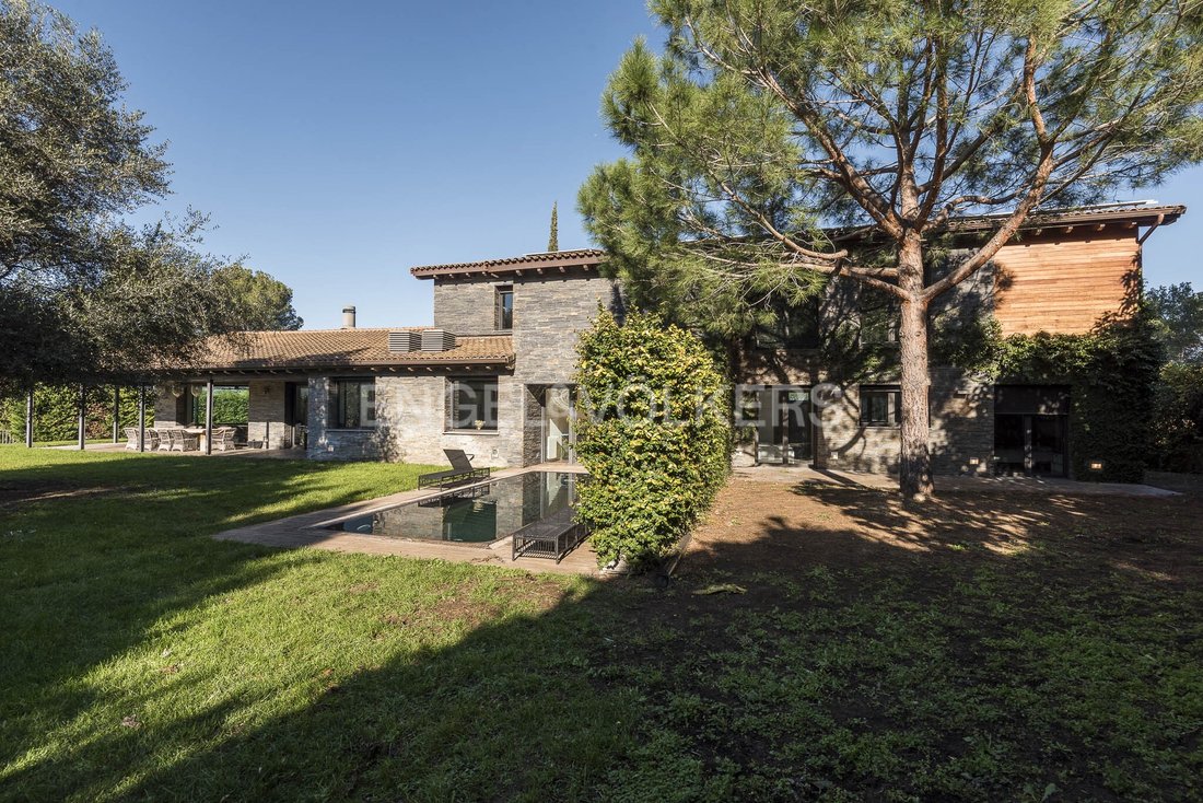 House in Corbera de Llobregat, Catalonia, Spain 4 - 15117021