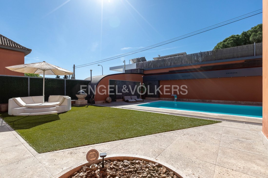 Villa in Dos Hermanas, Andalusia, Spain 5 - 14438148