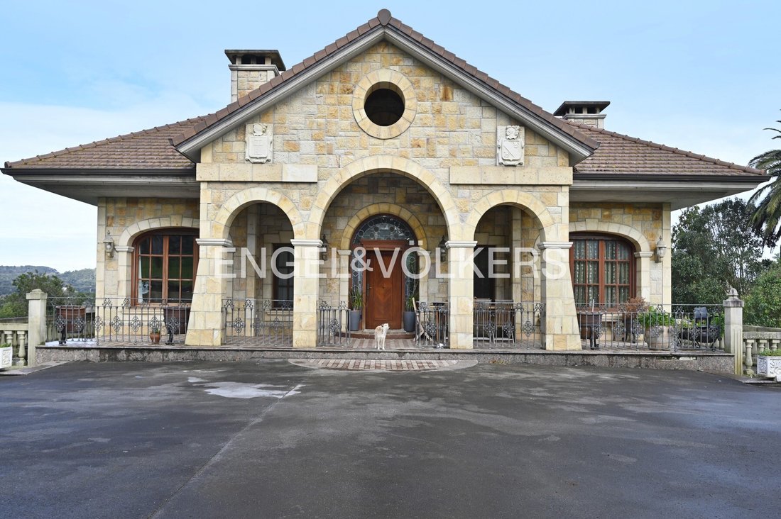House in Arnuero, Cantabria, Spain 2 - 15207424