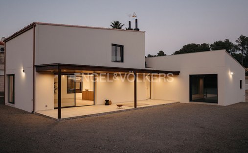 House in el Catllar, Catalonia, Spain 1