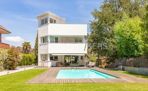 House in Sant Cugat del Valles, Catalonia, Spain 1