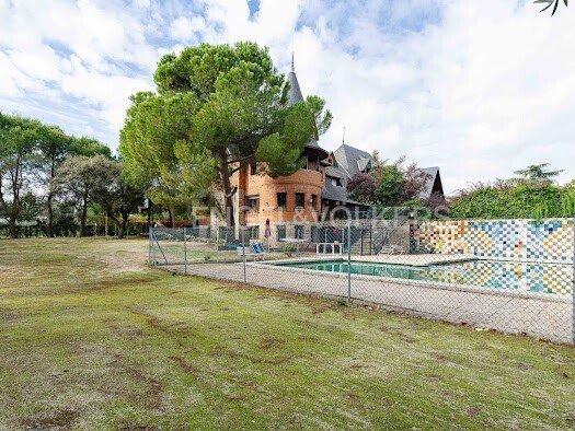 House in Villanueva de la Canada, Comunidad de Madrid, Spain 2 - 14875574