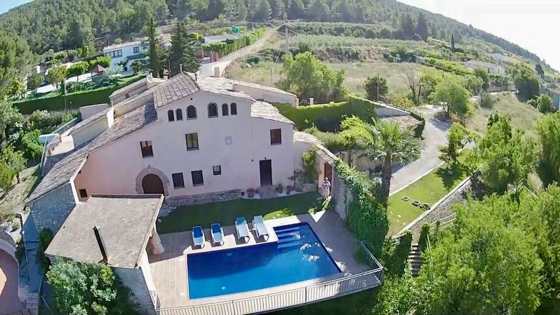 Villa in Torrelles de Foix, Catalonia, Spain 1 - 13563727