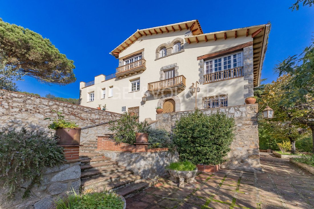 House in Montornes del Valles, Catalonia, Spain 1 - 15012935