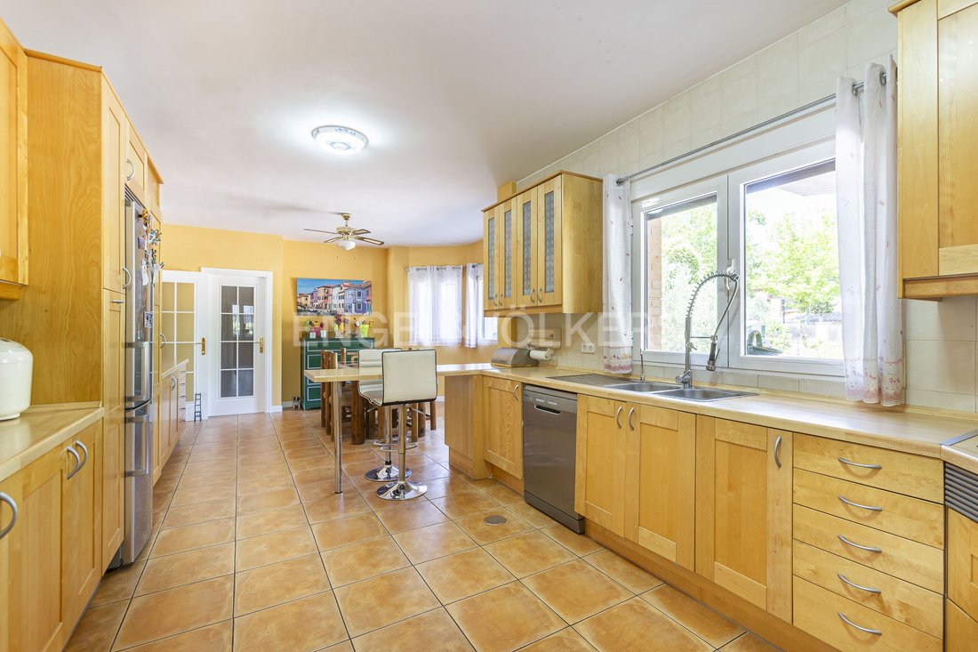 House in Boadilla del Monte, Comunidad de Madrid, Spain 4 - 13183230
