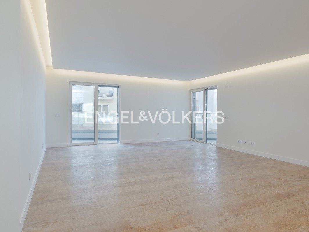 Apartment in Alges, Linda-a-Velha e Cruz Quebrada-Dafundo, Lisbon, Portugal 1 - 14222522