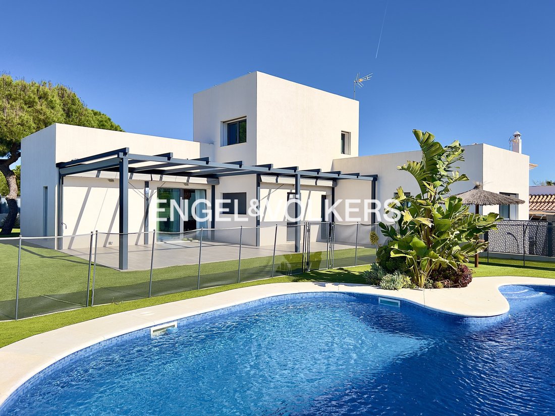House in Cartaya, Andalusia, Spain 1 - 13856280