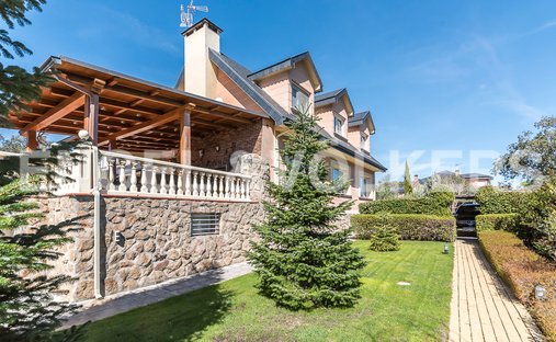 House in Las Rozas de Madrid, Comunidad de Madrid, Spain 1