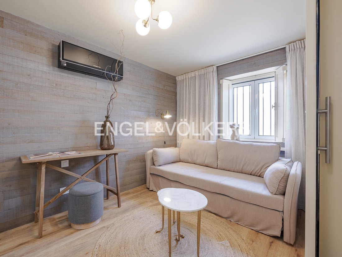 Apartment in Santo Antonio, Lisbon, Portugal 2 - 14720337