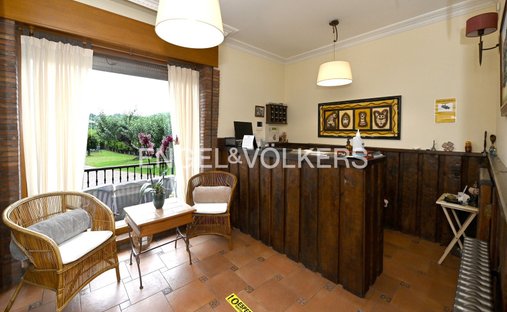 Castle for Sale in Castro-Urdiales, Cantabria, Spain