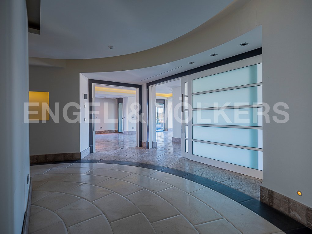 Apartment in Los Remedios, Seville, Spain 1 - 13144941