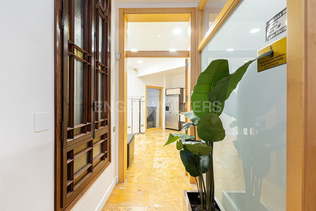 Apartment in Eixample, Barcelona, Spain 2 - 15129423