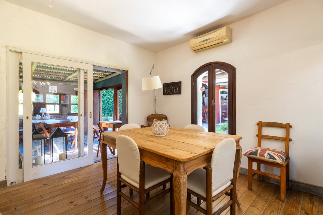Country House in Manantiales, Maldonado Department, Uruguay 3 - 15399372