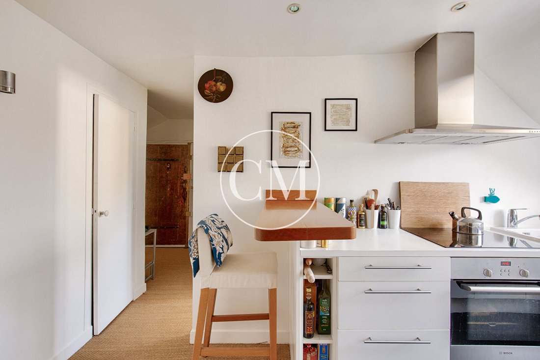 Apartment in Saint Louis, Versailles, France 4 - 15399381