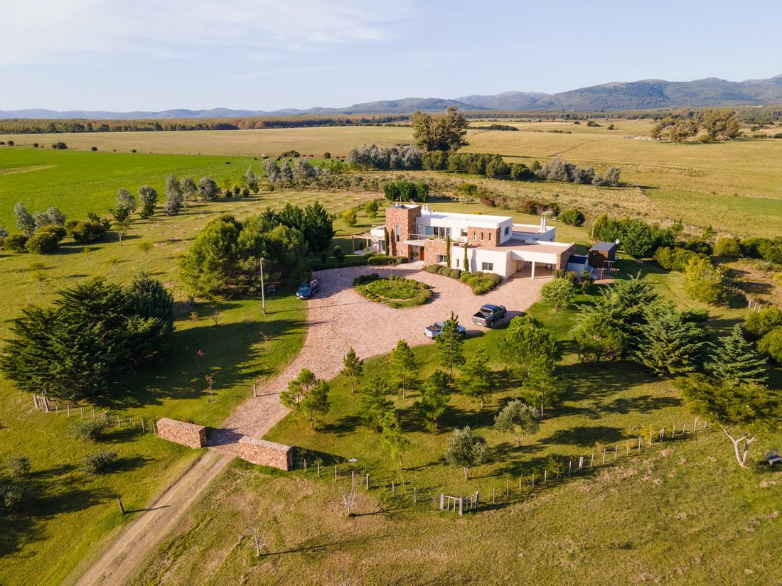 Country House in Pueblo Solis, Maldonado Department, Uruguay 1 - 15399157