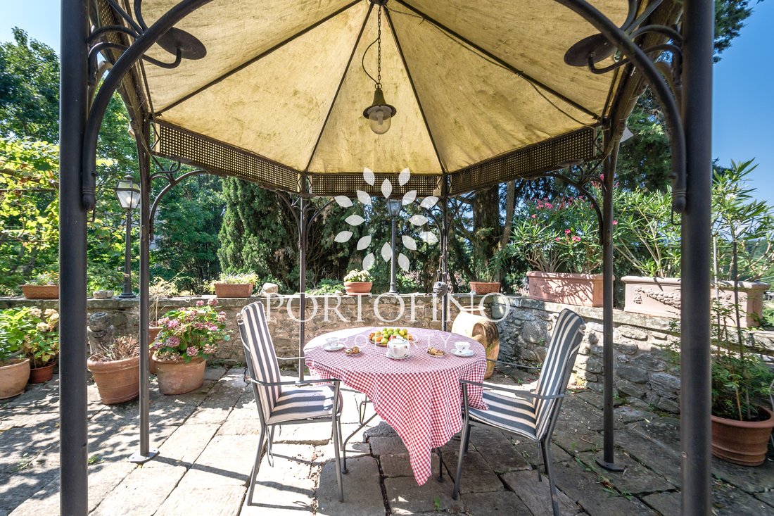 Palazzo del Poderetto: A Malaspina Castle’s Timeless Legacy in Tuscany’s Wild Heart