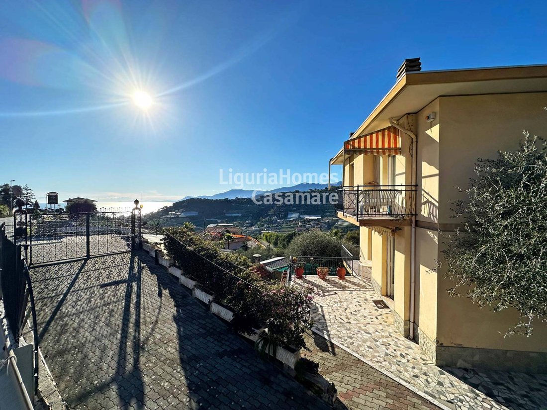Villa in Bordighera, Liguria, Italy 1 - 14069957