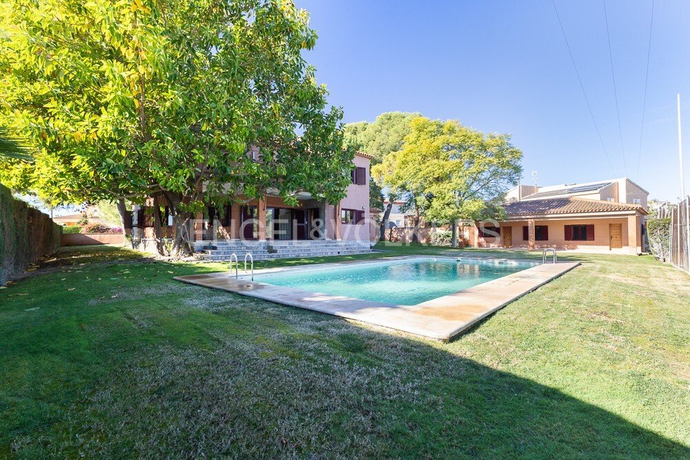 House in la Pobla de Vallbona, Valencian Community, Spain 2 - 15098706
