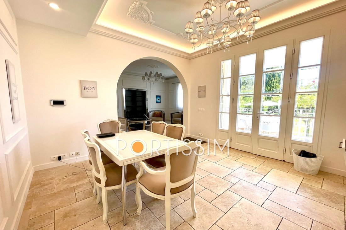 Villa in Saint-Laurent-du-Var, Provence-Alpes-Côte d'Azur, France 5 - 15399969