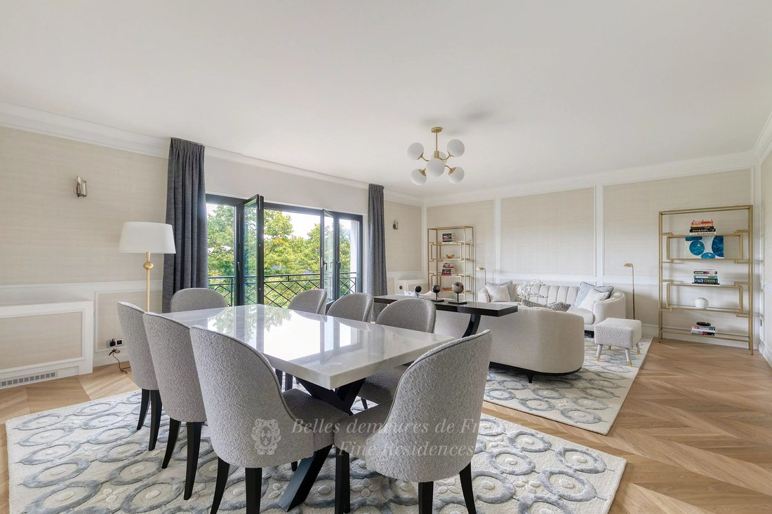 Apartment in Gros Caillou, Paris 7e Arrondissement, Paris 5 - 15399886