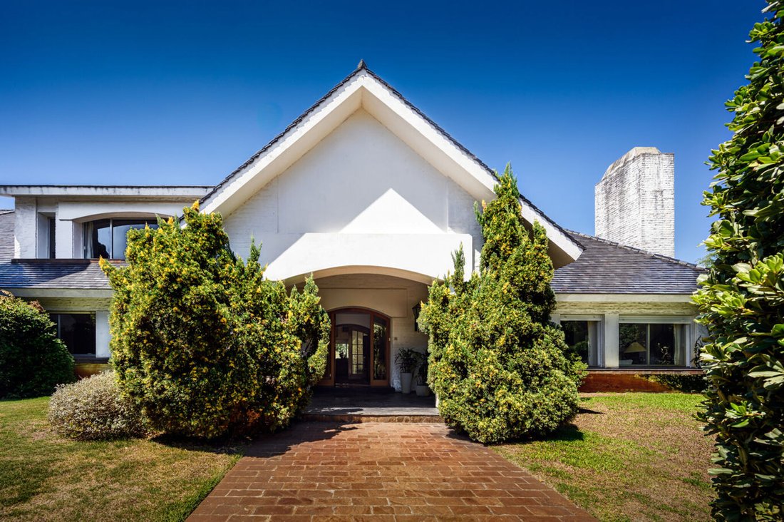 House in Montevideo, Departamento de Montevideo, Uruguay 1 - 15400070