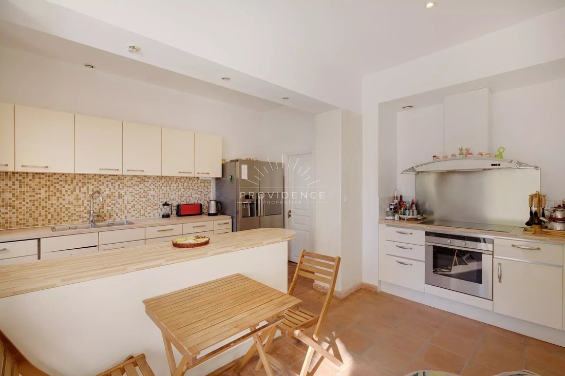 Apartment in Cannes, Provence-Alpes-Côte d'Azur, France 4 - 14180711