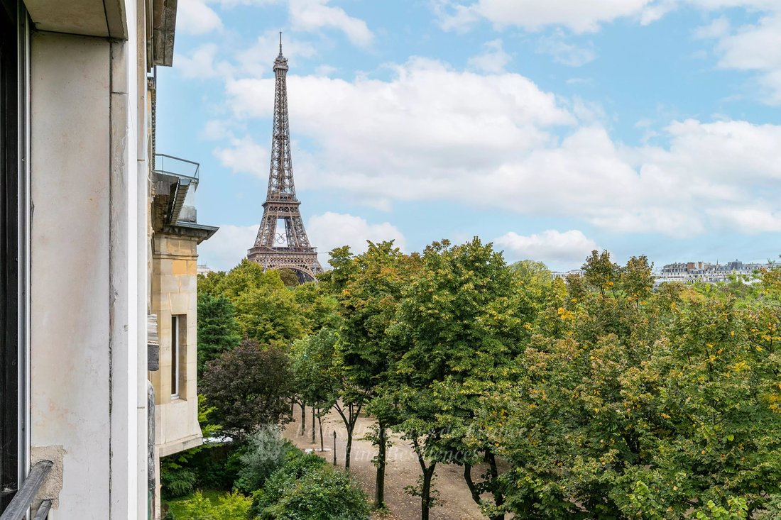 Apartment in Gros Caillou, Paris 7e Arrondissement, Paris 3 - 15399886