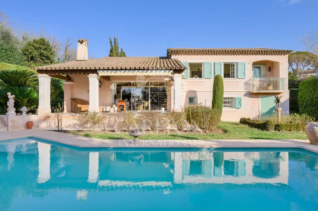 House in Mougins, Provence-Alpes-Côte d'Azur, France 1 - 15399939