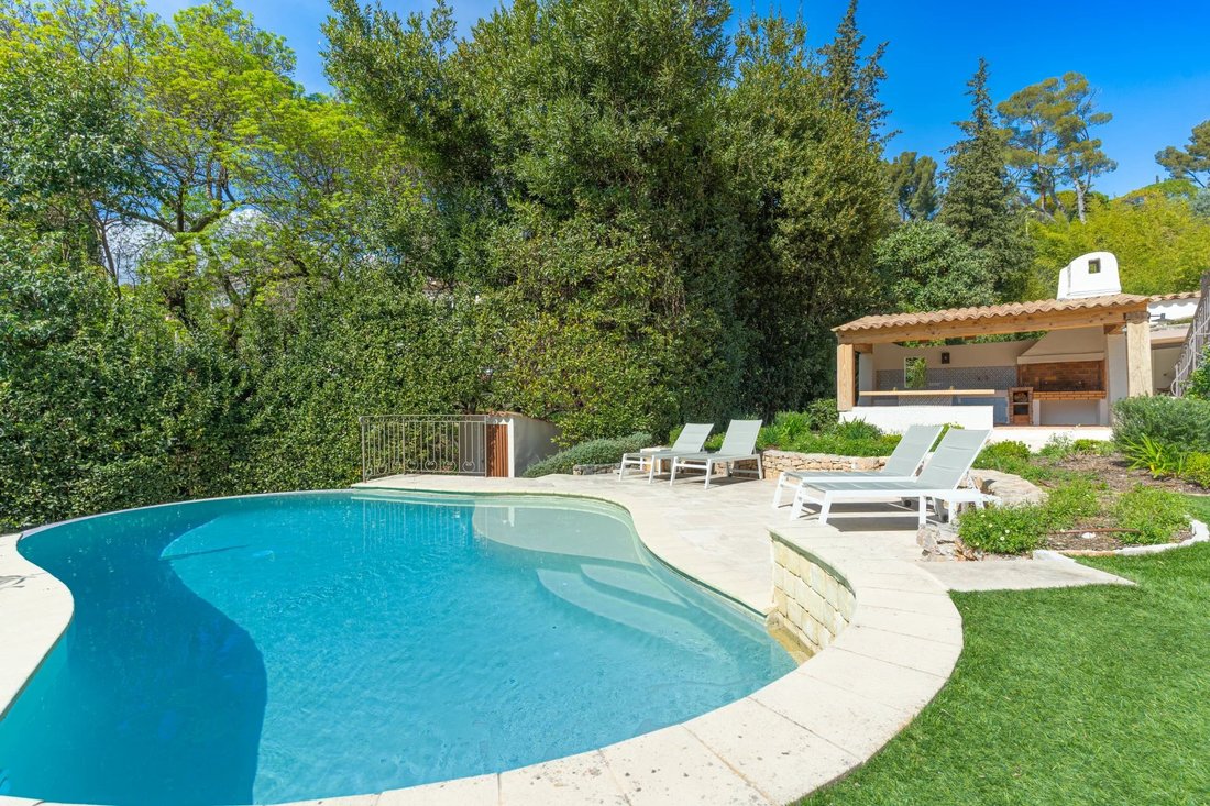 House in Mougins, Provence-Alpes-Côte d'Azur, France 4 - 15401289