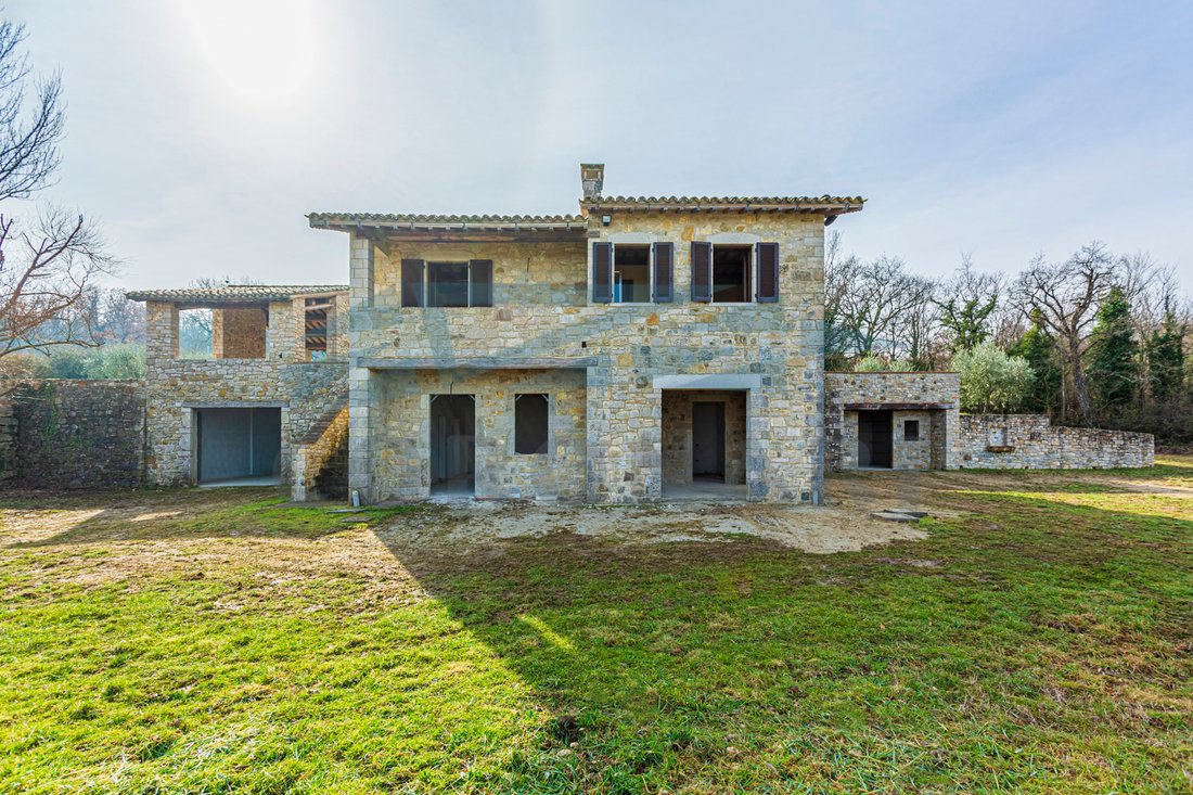 Country House in Todi, Umbria, Italy 4 - 15399724