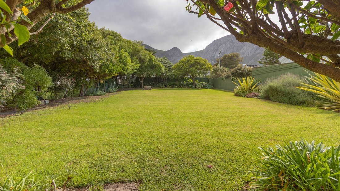 Country House in Hermanus, Western Cape, South Africa 5 - 15311484