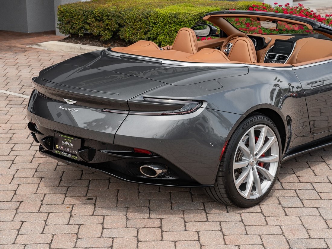 Cabriolet in Naples, FL 3 - 15380423