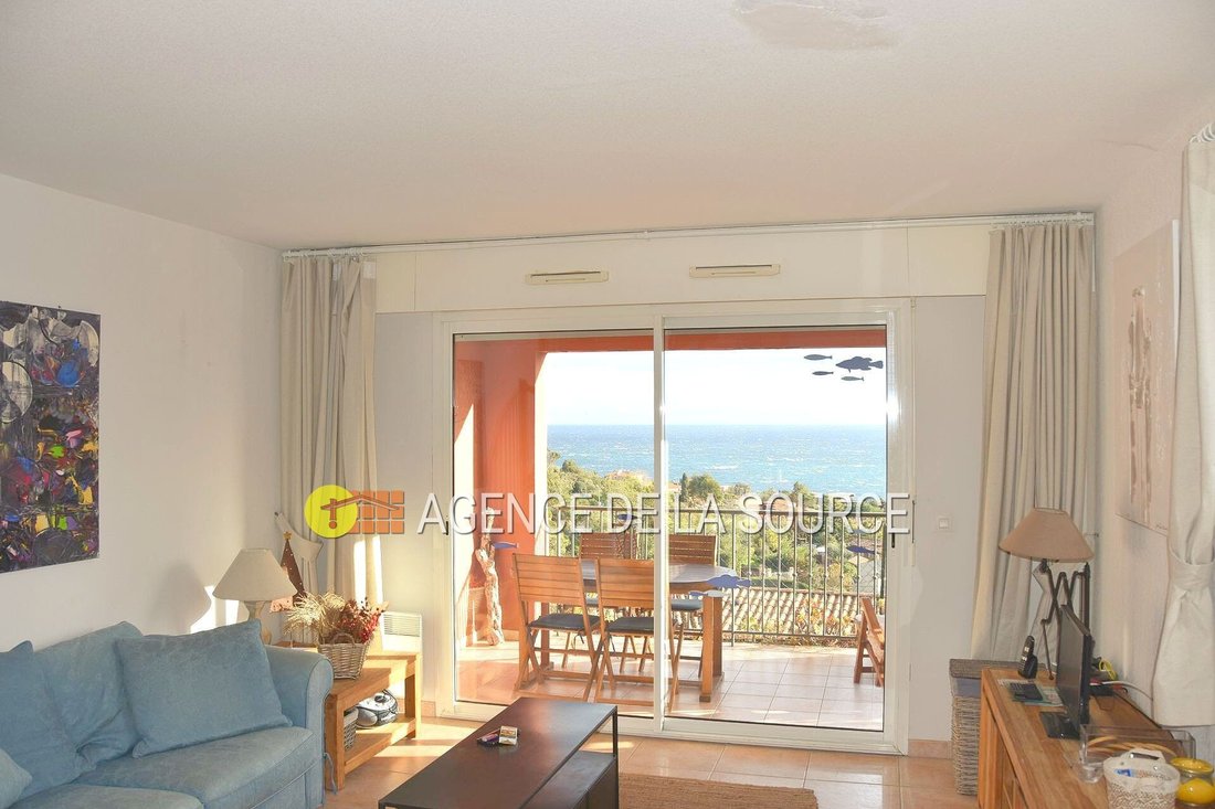 Villa in Théoule-sur-Mer, Provence-Alpes-Côte d'Azur, France 2 - 15402667