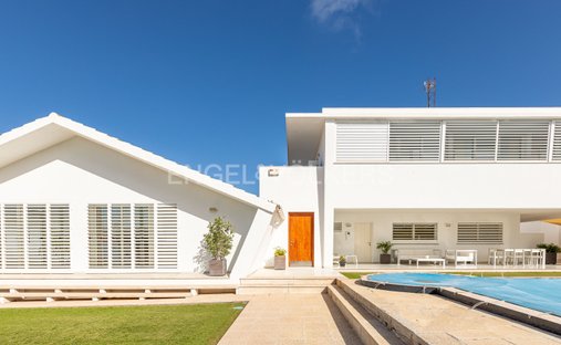 Townhouse en Valencina de la Concepción, Andalucía, España 1