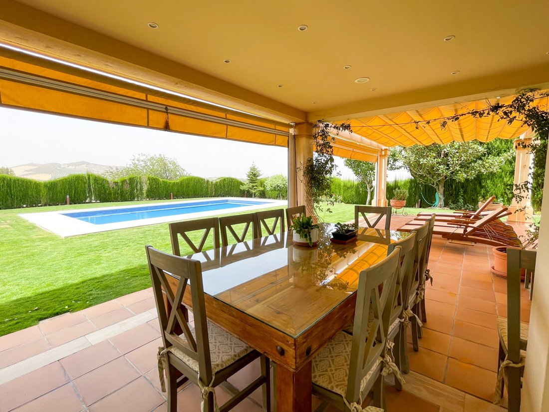 Villa in Antequera, Andalusia, Spain 3 - 15402634