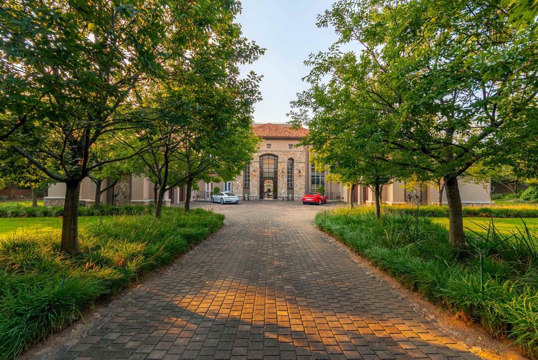 House in Halfway House Estate, Gauteng, South Africa 1 - 15402457