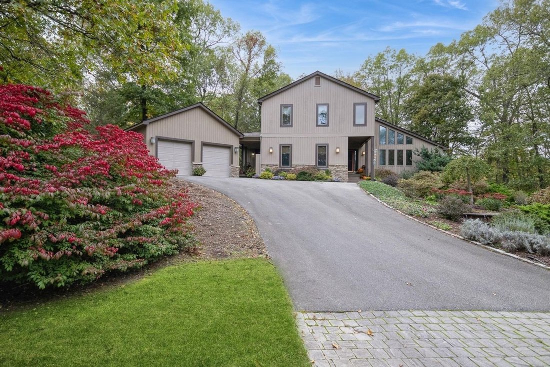 House in Spackenkill, New York, United States 1 - 15396300