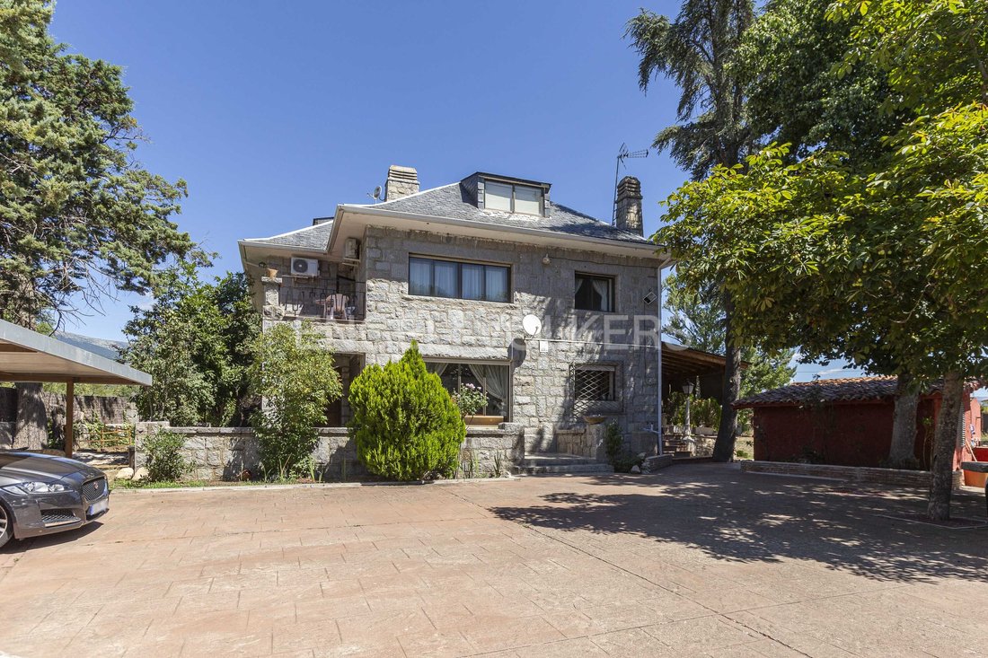 Residenza a Soto del Real, Madrid, Spagna 2 - 15073575